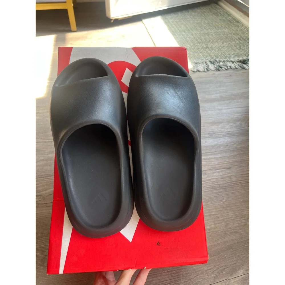 Adidas Yeezy Slide Men's Onyx HQ6448 Size 10